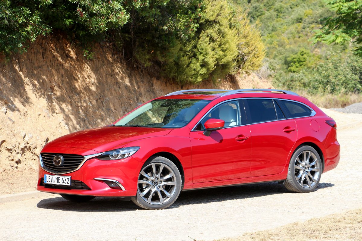MAZDA 6