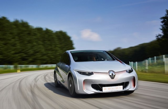 Hibrid változatot kaphat a következő Renault Clio