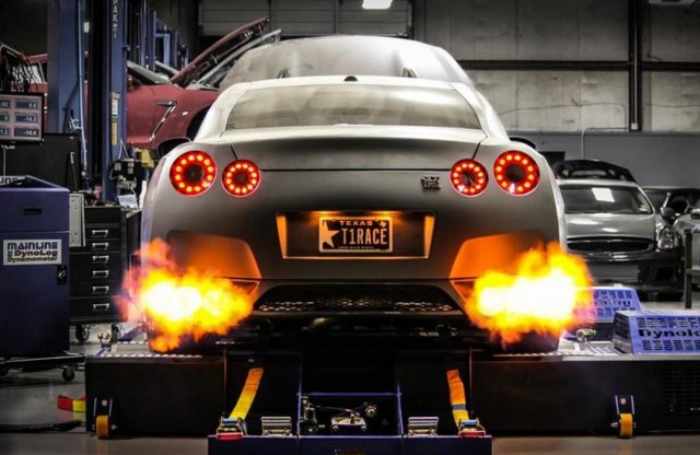 1/4 mérföldes rekordot döntött a 2438 lovas GT-R