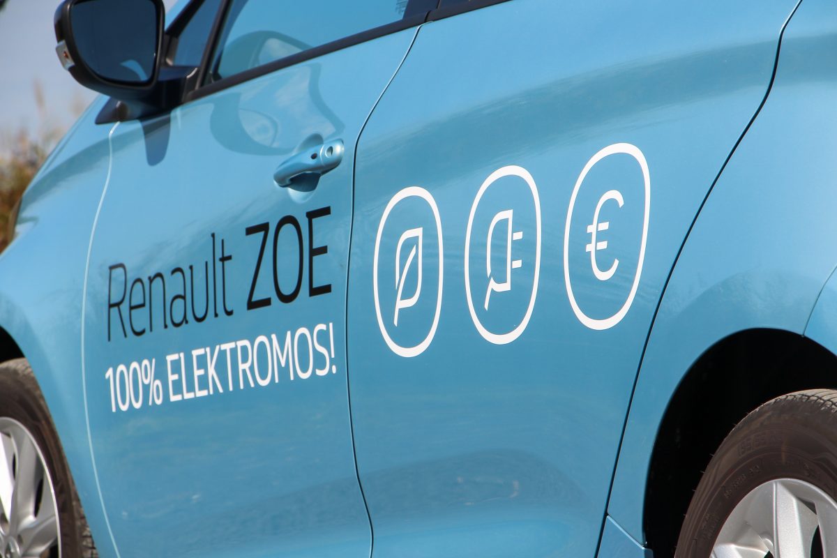 RENAULT ZOE