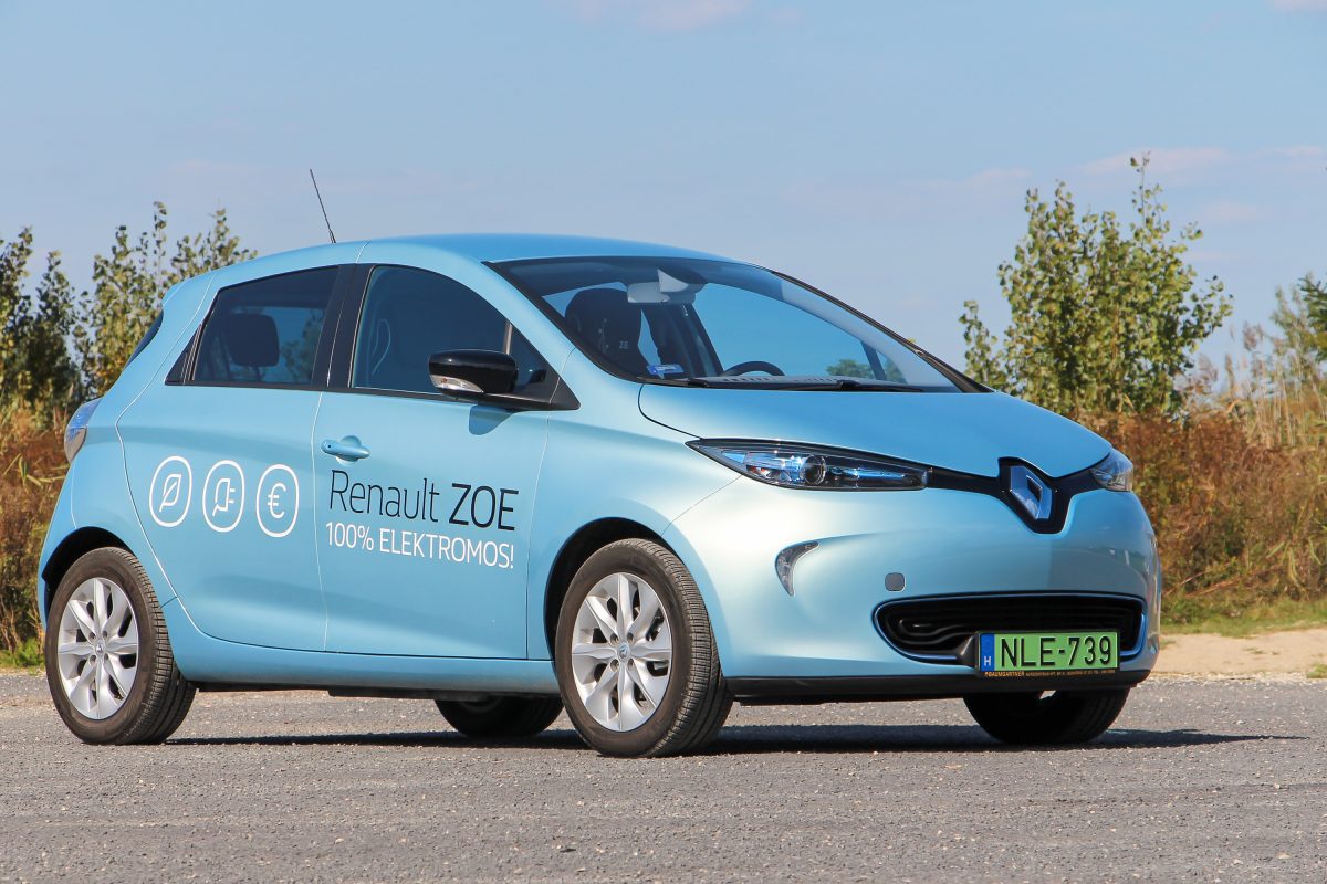 RENAULT ZOE