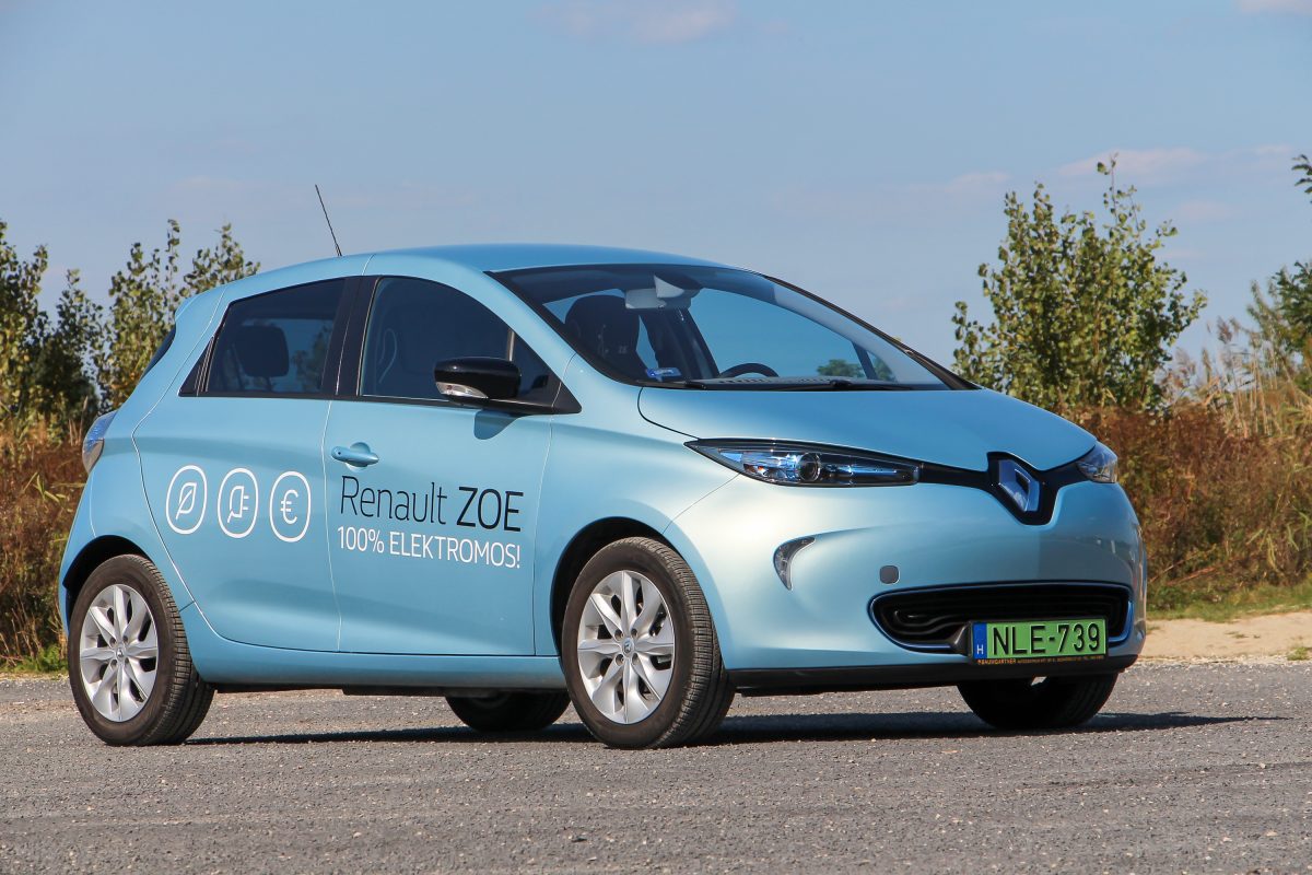 RENAULT ZOE