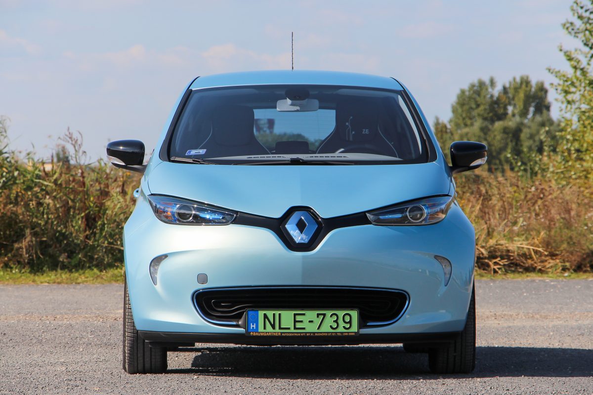 RENAULT ZOE