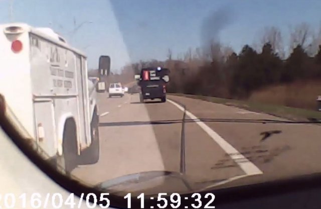 Jól vizsgázott vészhelyzetben a Tesla robotpilótája