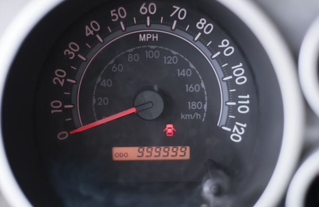 1,6 millió kilométer után cserélt autót a Toyota