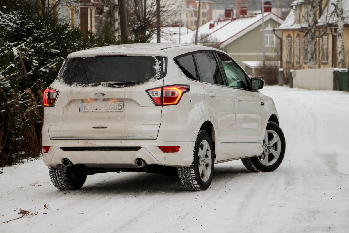 FORD KUGA