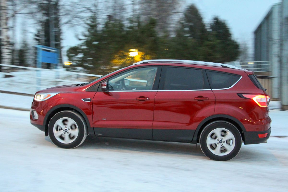 FORD KUGA