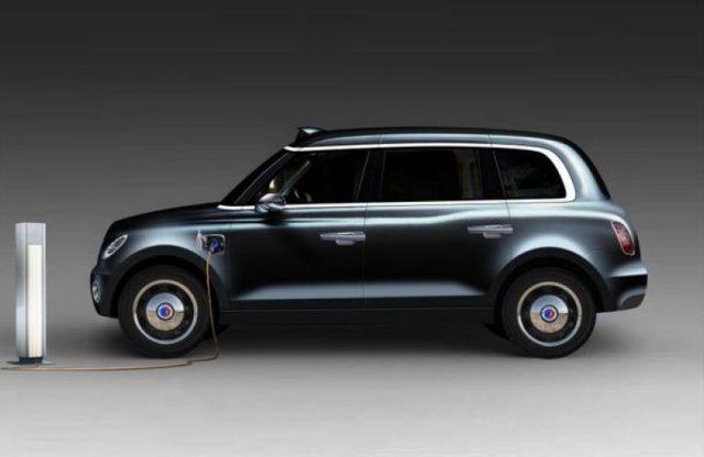 Követi a közelgő előírást, villanymotort kap a londoni taxi