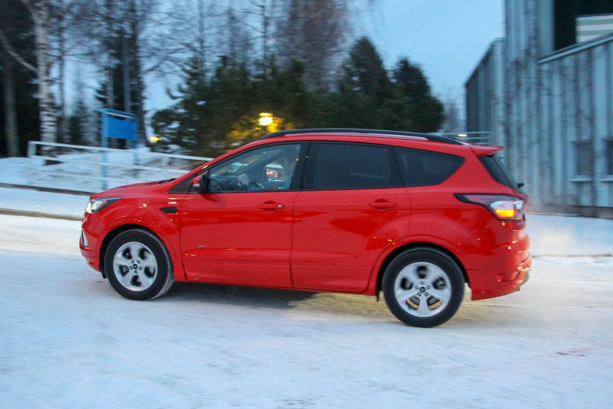 FORD KUGA