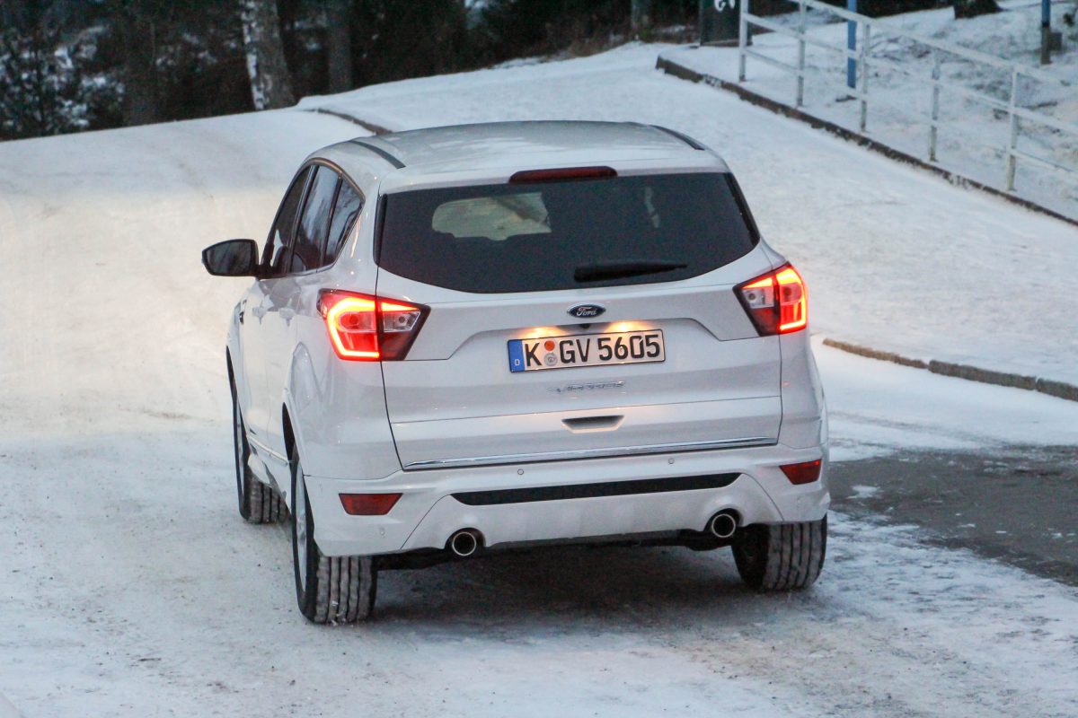 FORD KUGA
