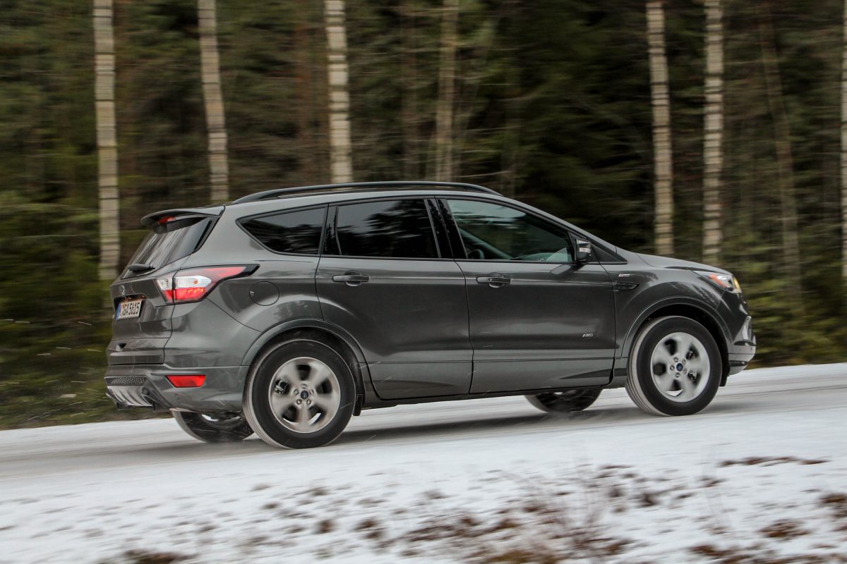 FORD KUGA