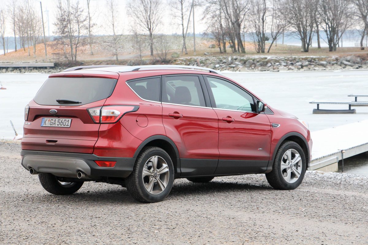 FORD KUGA