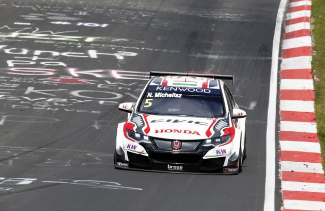 Jól ment Michelisz Norbi a Nürburgringen