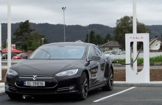 Már eldöntött: Norvégia leszámol a belsőégésű motorokkal