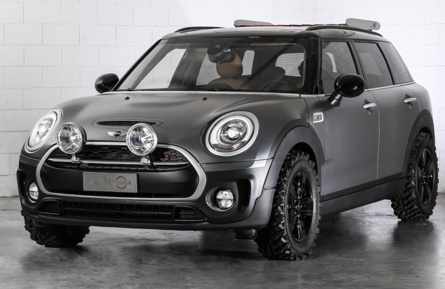 Durva terepgumikon feszít az új Clubman