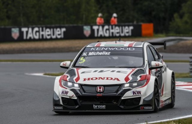 Michelisz dobogós Moszkvában, Ficza is nagyot ment