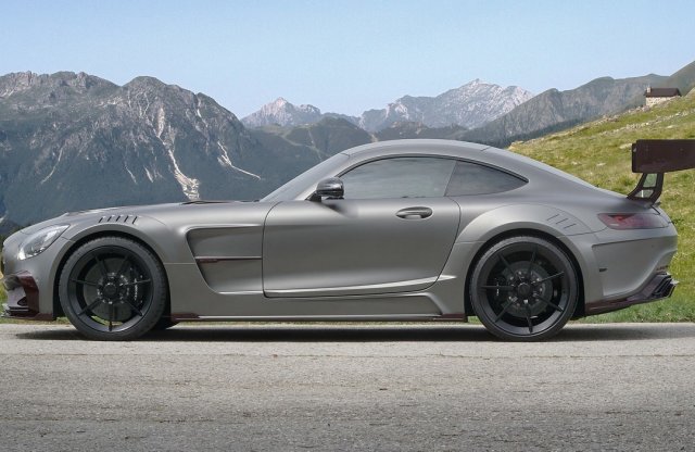 Asztalnyi szárnnyal feszít a Mansory AMG-je