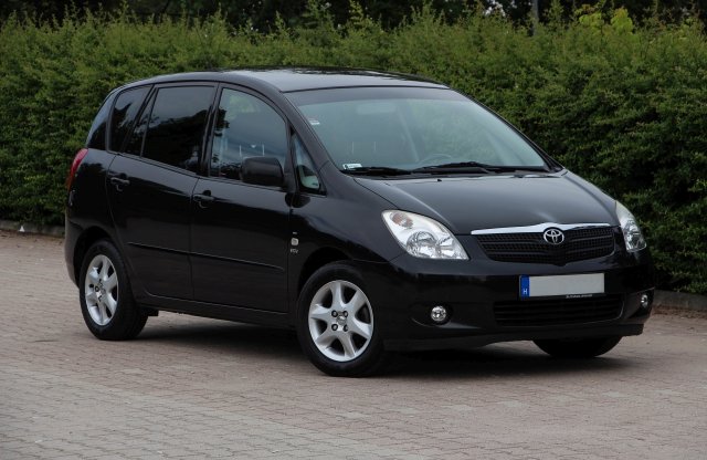 Milyen ma a Toyota első kompakt egyterűje?