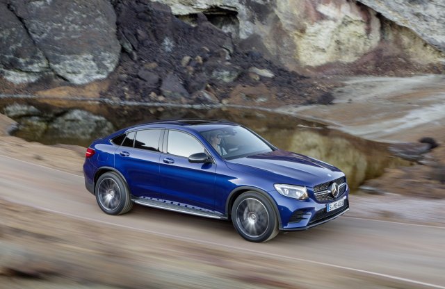 Újabb almárkát hoz a Mercedes?