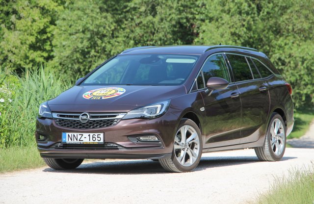 Barátság extrákkal – Teszteltük az új Opel Astra kombit