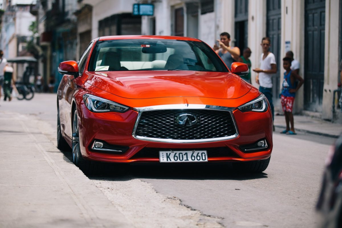 INFINITI Q60