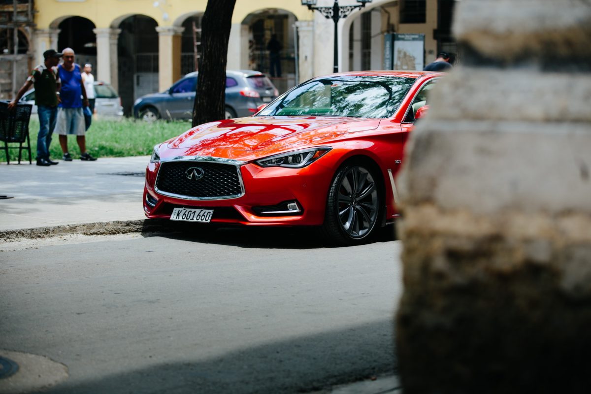 INFINITI Q60