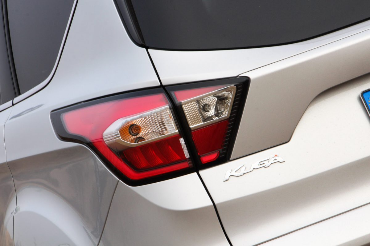 FORD KUGA