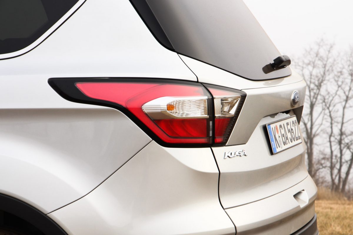 FORD KUGA