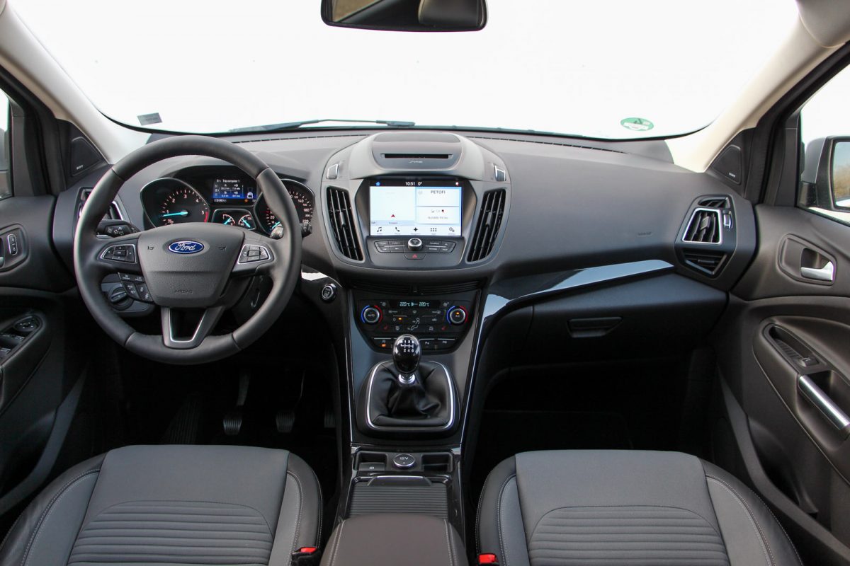 FORD KUGA