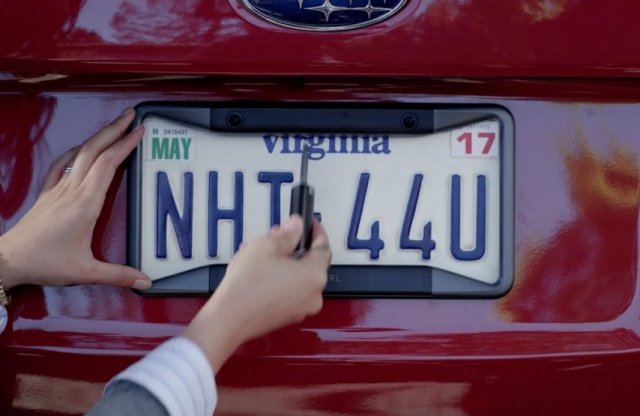 Amerikából jött a napelemes tolatókamera