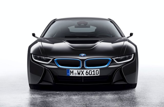 Japánban már tükör sem kell az autóra