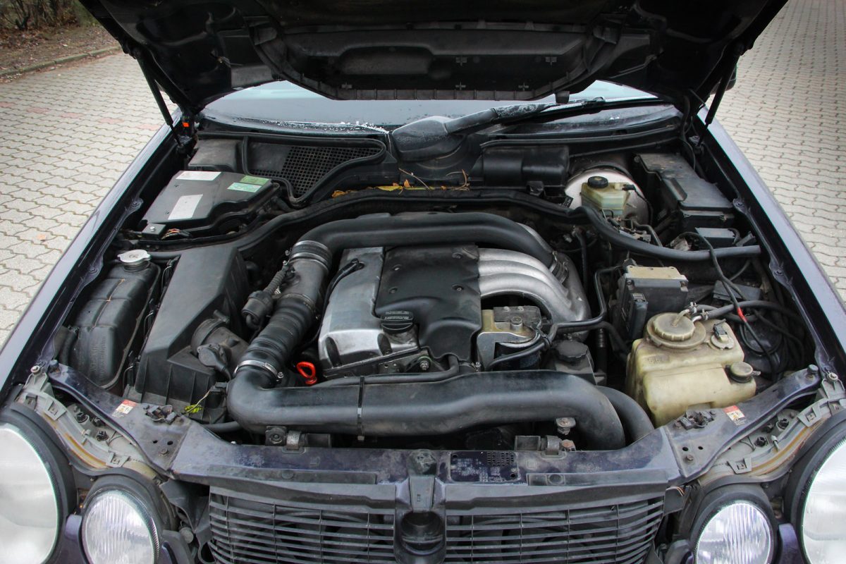 MERCEDES-BENZ E-OSZTÁLY