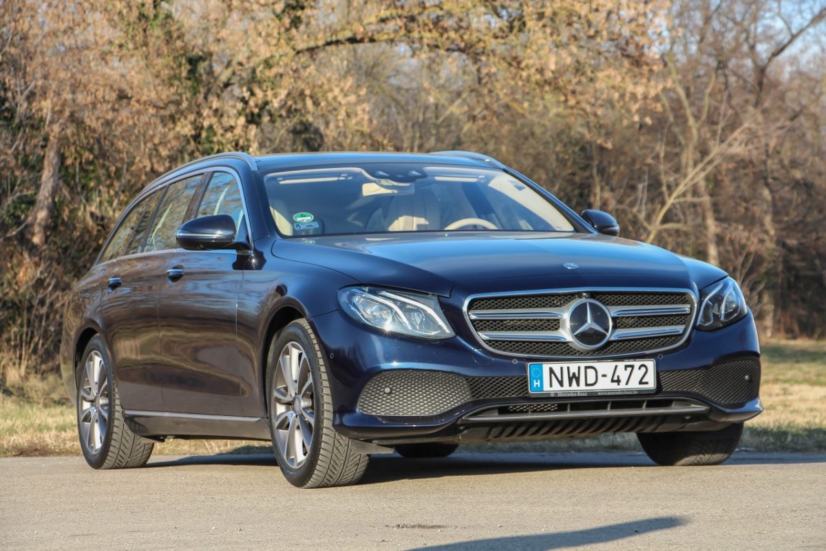 MERCEDES-BENZ E-OSZTÁLY