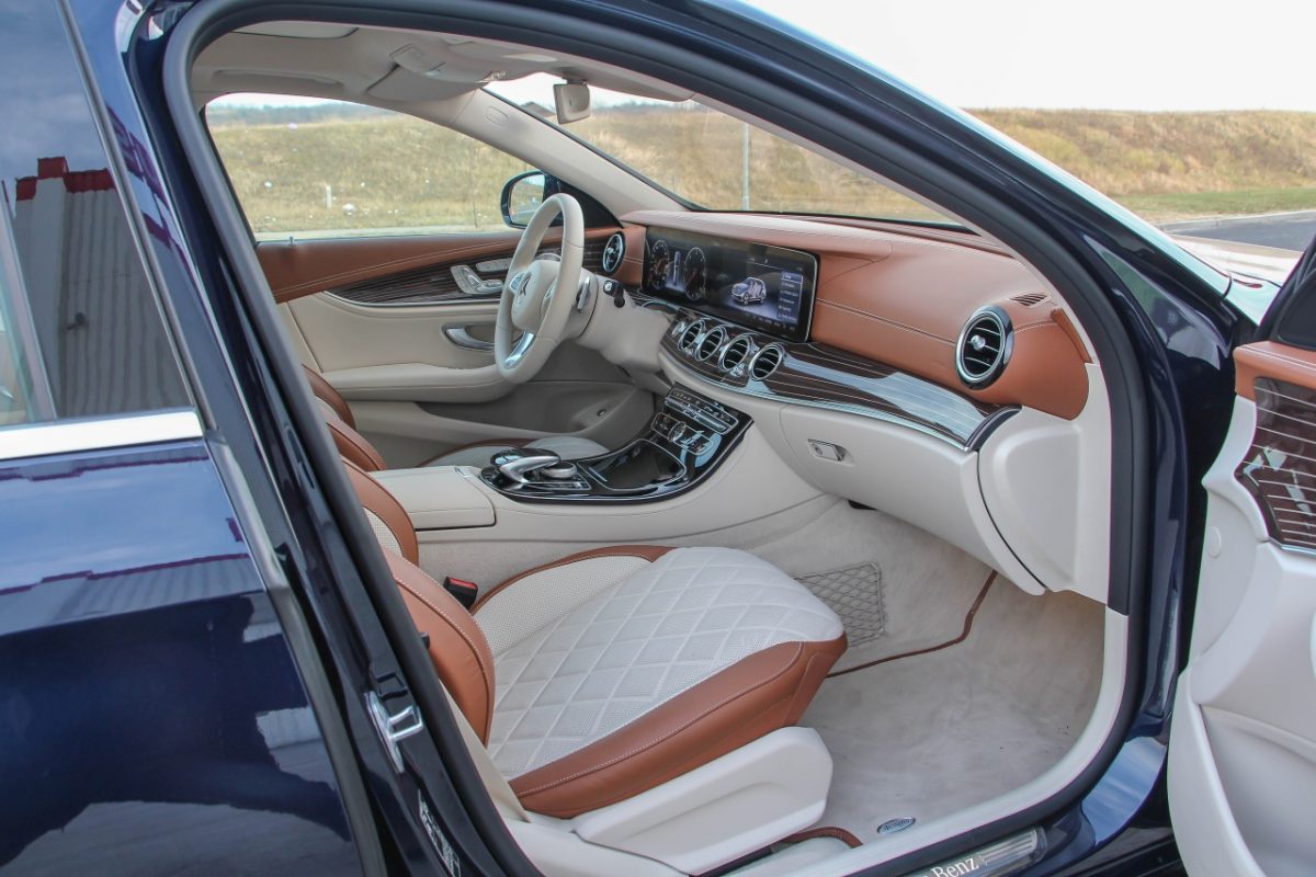 MERCEDES-BENZ E-OSZTÁLY