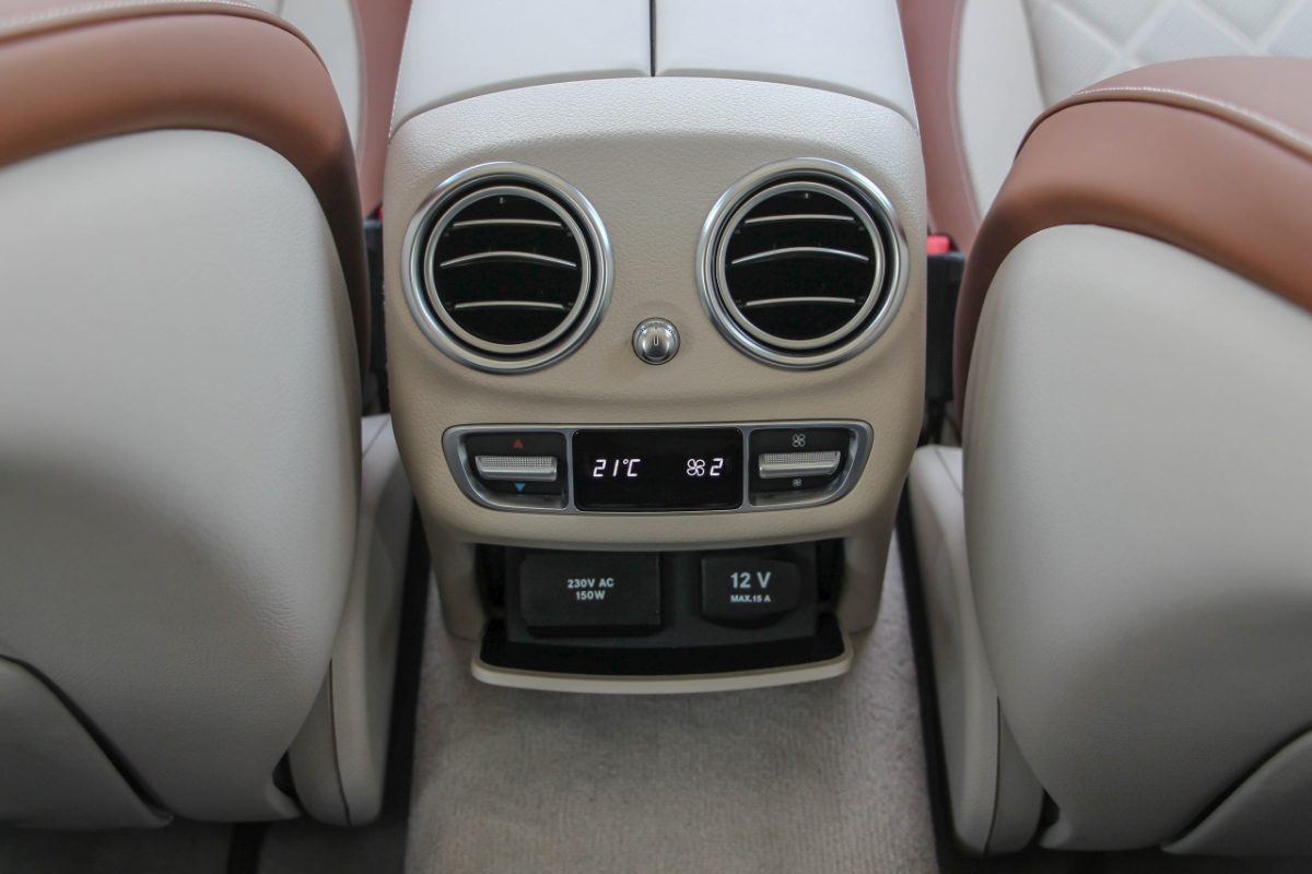 MERCEDES-BENZ E-OSZTÁLY