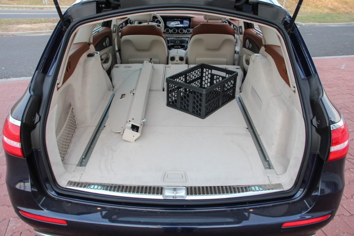 MERCEDES-BENZ E-OSZTÁLY