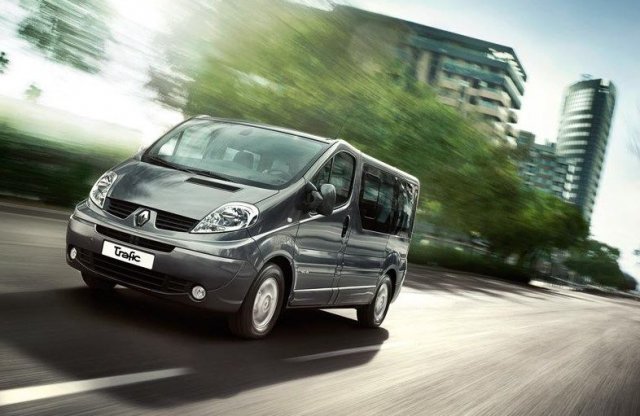 Hatan, sok csomaggal? Ide már kisbusz kell!