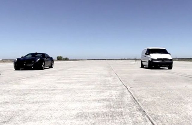 Egy Mercedes Vito, ami gyorsabb a Ferrarinál is