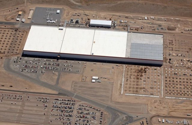 Hivatalosan is megnyílt a Tesla Gigafactory