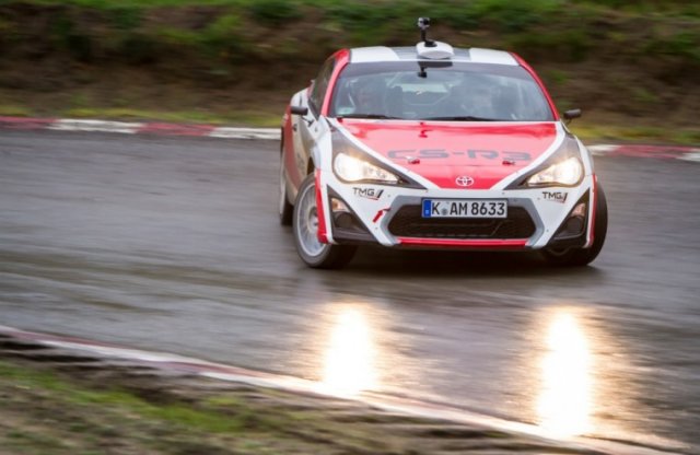 Rali EB-re viszik a Toyota GT86-ot