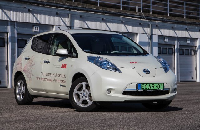 Milyen egy Nissan Leaf 4,5 évesen?