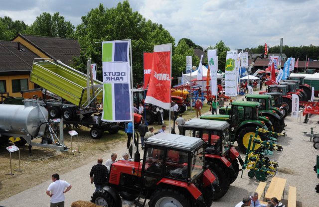 Autókat is mutat ám a Bábolnai Gazdanapok