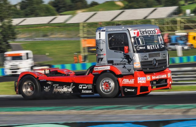 Kiss Norbi idén is elvitte a show-t