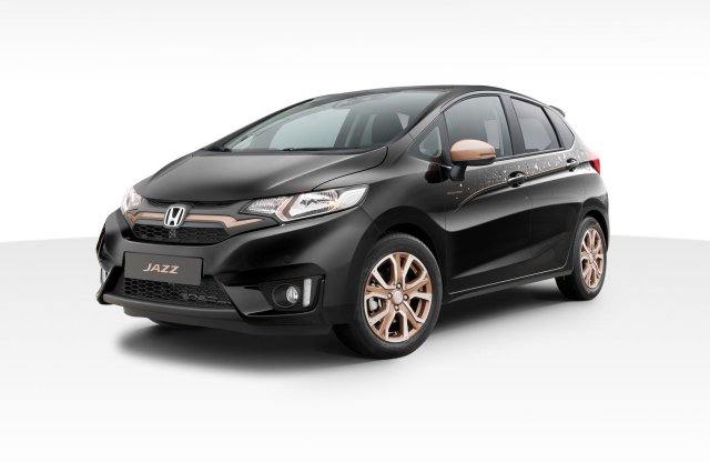 Reflektorfényben a Jazz, úton az új Civic