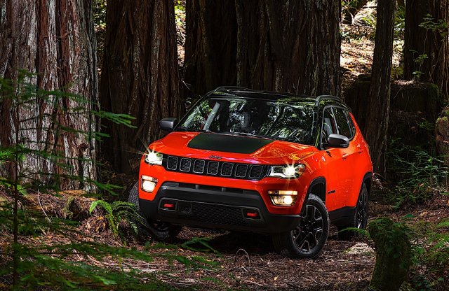 Erdőt jár az új Jeep Compass