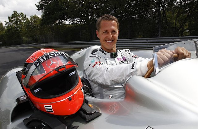 Kiállítás nyílik Schumacher ereklyéiből