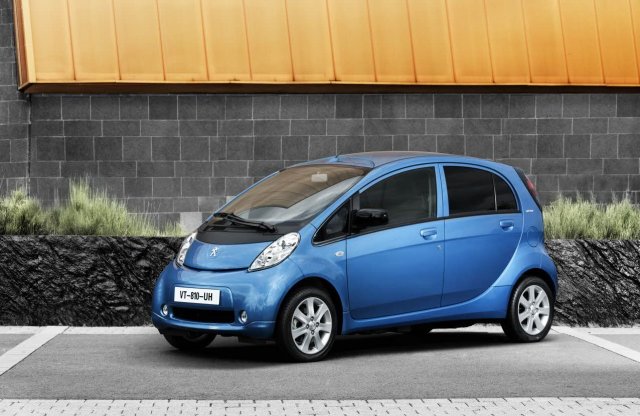 Villanyautók 3 millió forint kedvezménnyel