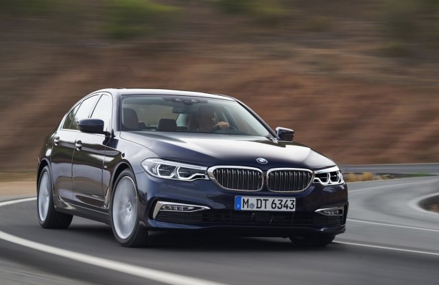 Lenyomja az előző M5-öst is