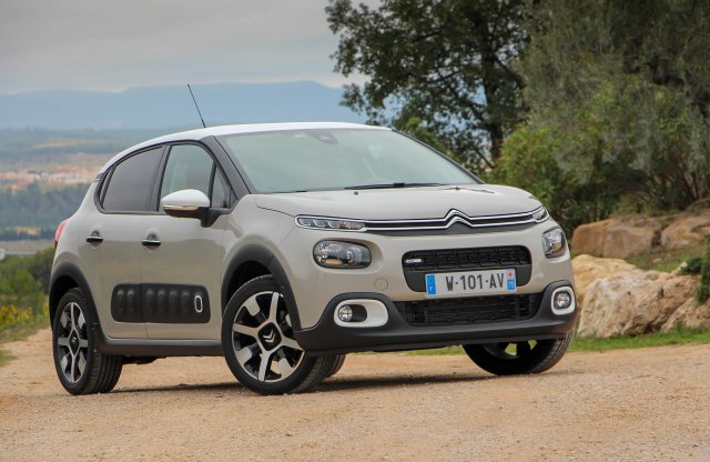 Jó ránézni, jó vezetni – próbán az új Citroën C3