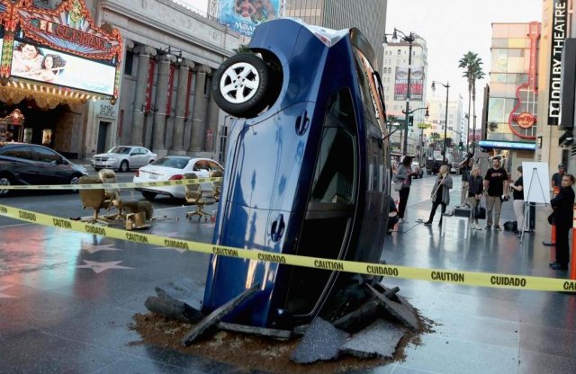 Lezúzott Priusok világszerte